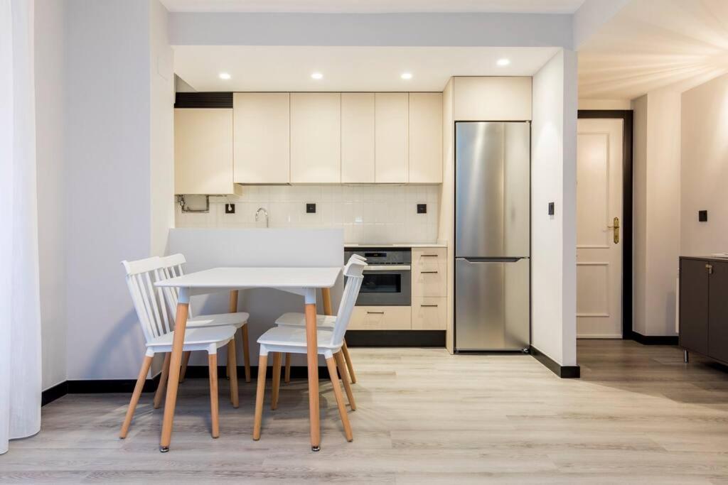Castrillo 4 Apartamento Acogedor Saragozza Esterno foto