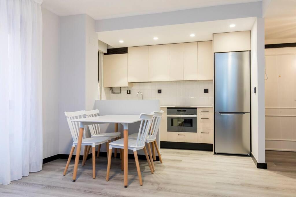 Castrillo 4 Apartamento Acogedor Saragozza Esterno foto