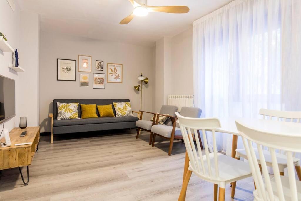 Castrillo 4 Apartamento Acogedor Saragozza Esterno foto
